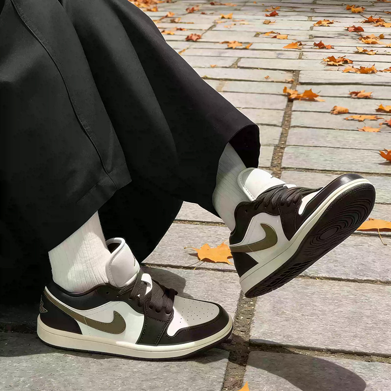 ナイキ ジョーダン エア ジョーダン 1 ロー ホワイト ブ - Women'S Shoes Nike Jordan のレビューと価格